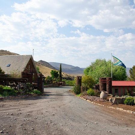 Desert Dew Guest House Hutchinson Exterior foto